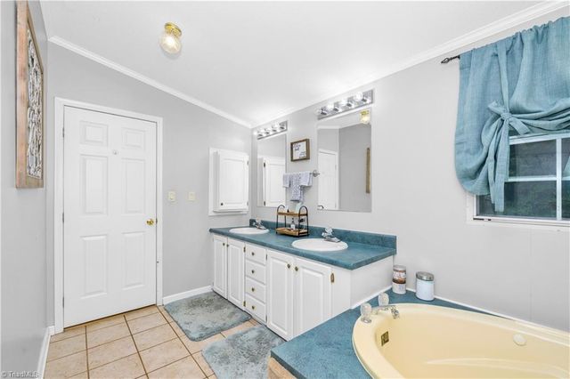 238 Pilgrim Ridge Road, Wilkesboro, NC 28697