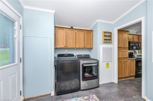 238 Pilgrim Ridge Road, Wilkesboro, NC 28697