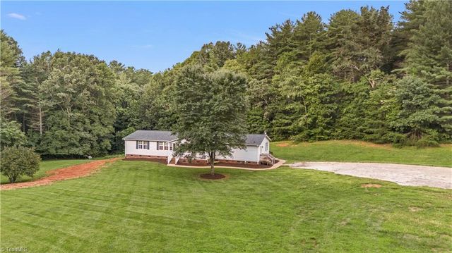 238 Pilgrim Ridge Road, Wilkesboro, NC 28697