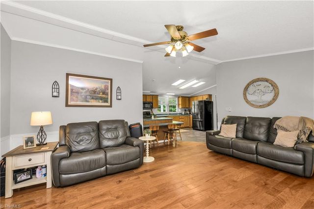 238 Pilgrim Ridge Road, Wilkesboro, NC 28697