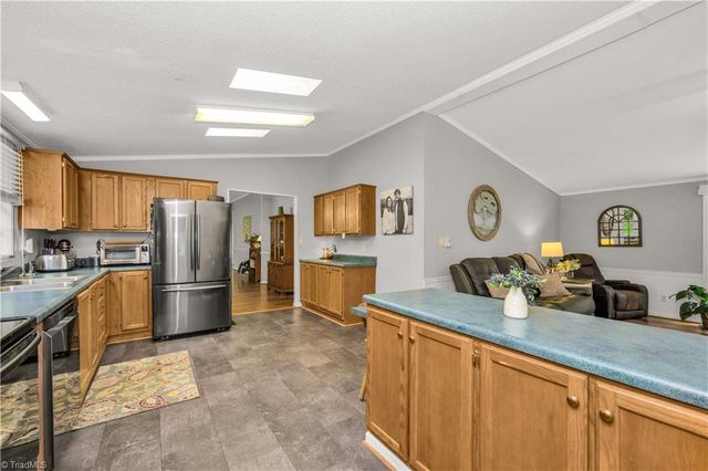 238 Pilgrim Ridge Road, Wilkesboro, NC 28697