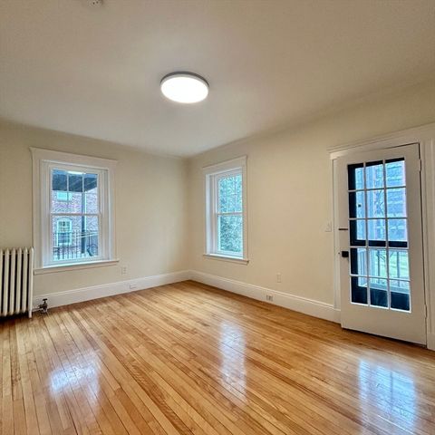 10 Dwight 2, Brookline, MA 02446