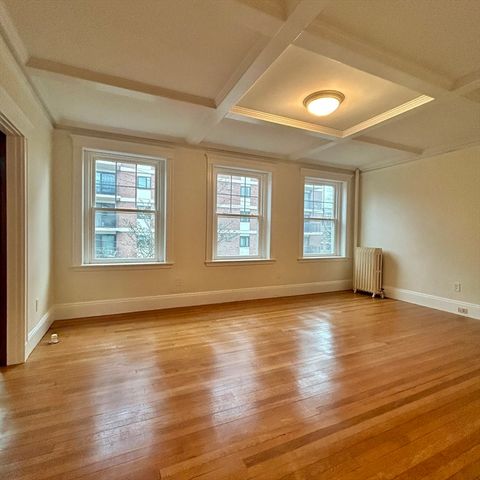 10 Dwight 2, Brookline, MA 02446