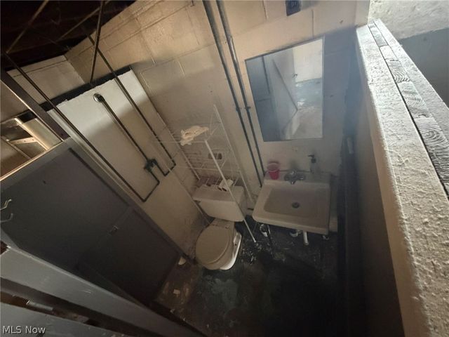 12507 Corlett Avenue, Cleveland, OH 44105