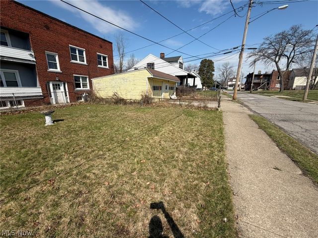 12507 Corlett Avenue, Cleveland, OH 44105