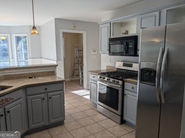 35 Paces Landing Lane, Newnan, GA 30263