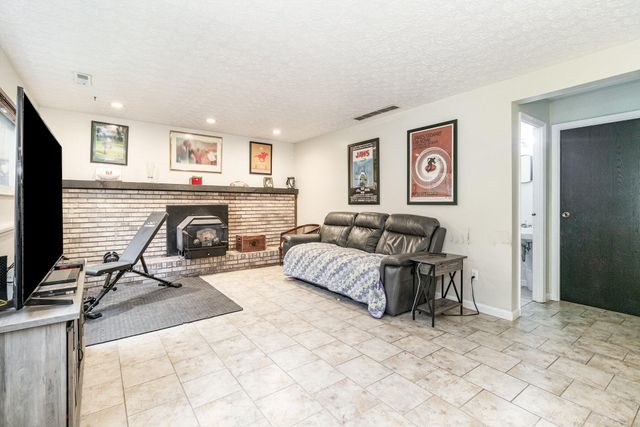 72 Sherwood Drive, Independence, KY 41051