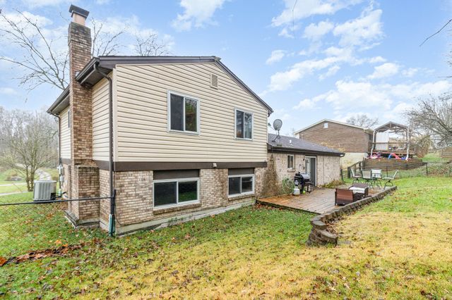 72 Sherwood Drive, Independence, KY 41051