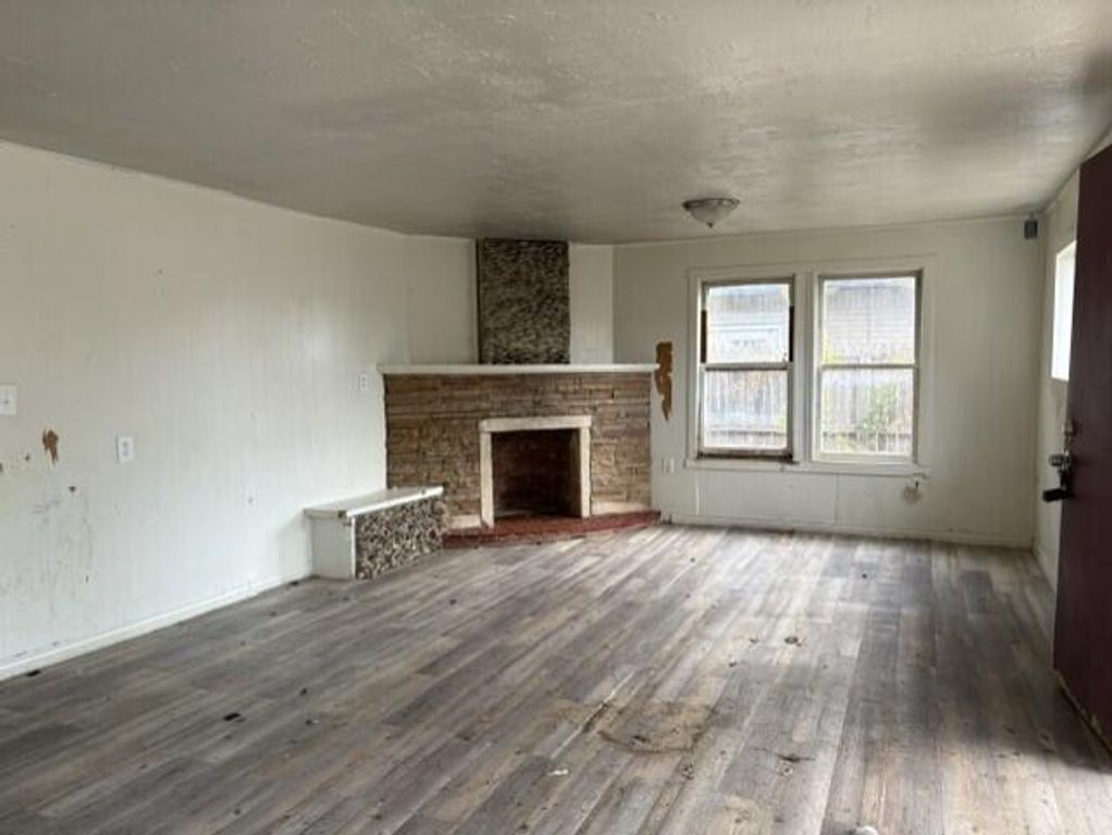Image 2 of property listing at 2902 San Antonio Street, San Angelo, TX 76901