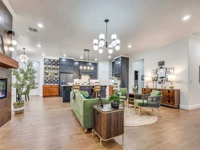 16100 Catalonia Place, Oklahoma City, OK 73170