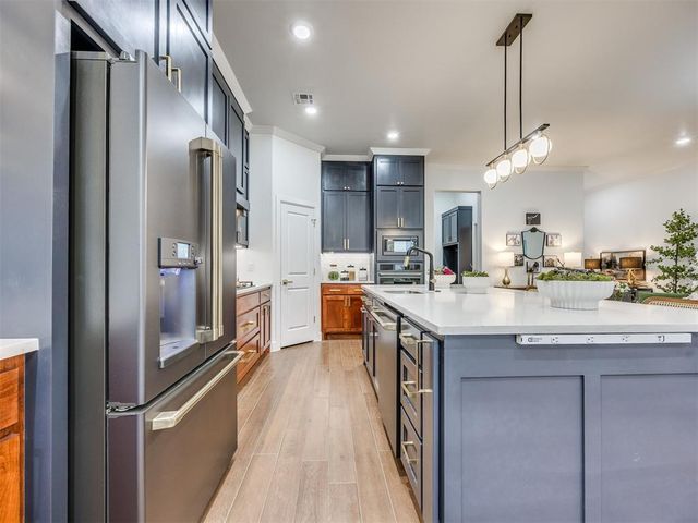 16100 Catalonia Place, Oklahoma City, OK 73170