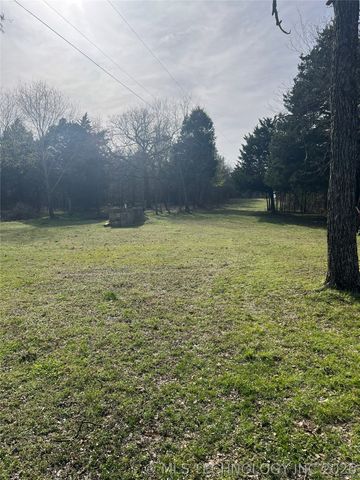 107 S BK 1401 Street, Stigler, OK 74462