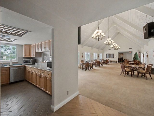 1205 Sandy Lane 246, Singer Island, FL 33404