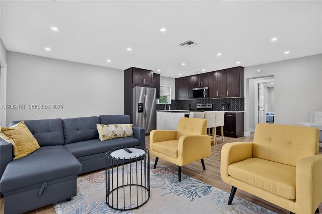 241 NE 45th Street, Deerfield Beach, FL 33064