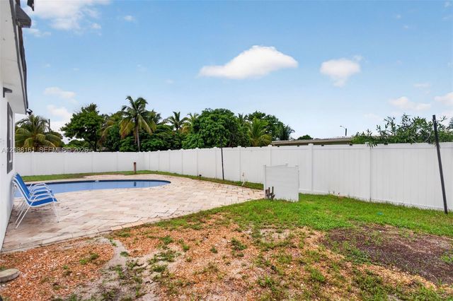 241 NE 45th Street, Deerfield Beach, FL 33064