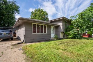 3327 Kinsey Avenue, Des Moines, IA 50317