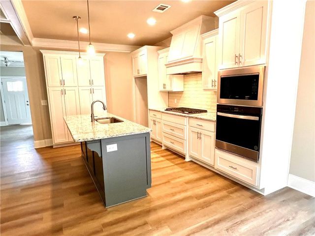 279 Adventure Trail, Jefferson, GA 30549