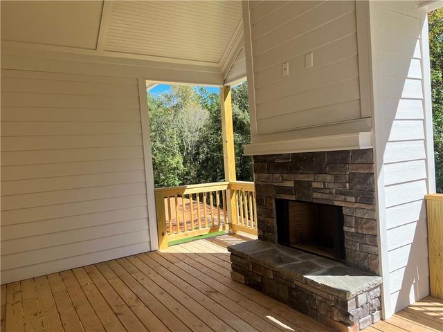 279 Adventure Trail, Jefferson, GA 30549