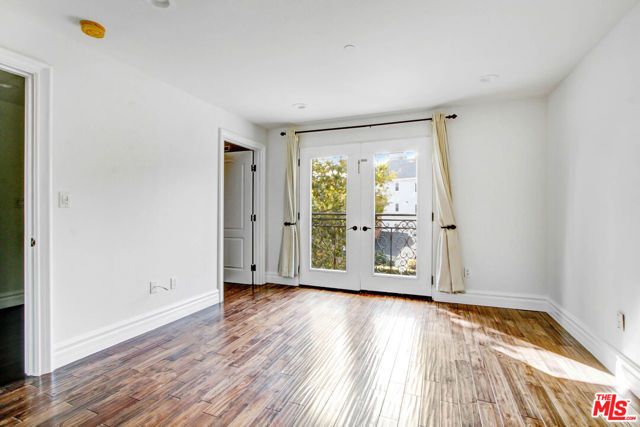 1096 S Bedford Drive 102, Los Angeles, CA 90035