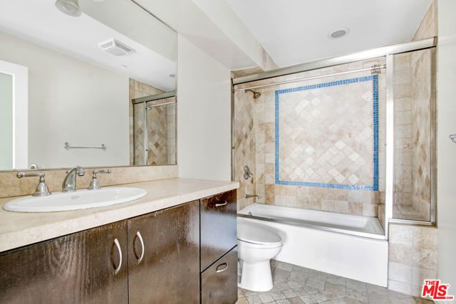 1096 S Bedford Drive 102, Los Angeles, CA 90035
