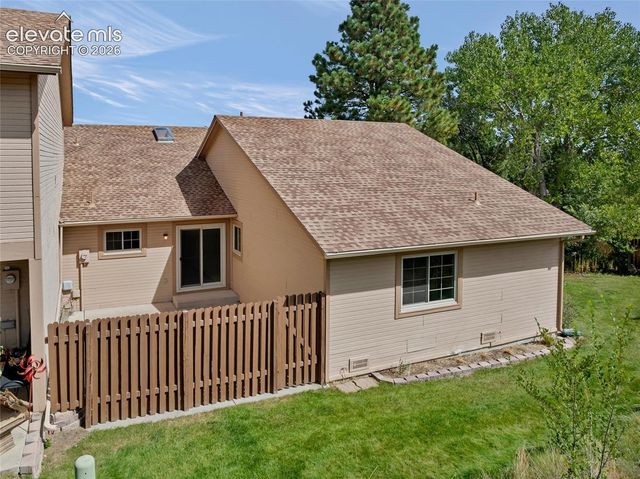 1405 Vondelpark Drive, Colorado Springs, CO 80907