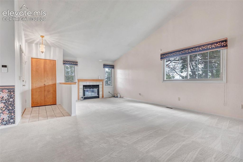 1405 Vondelpark Drive, Colorado Springs, CO 80907 — photo 2