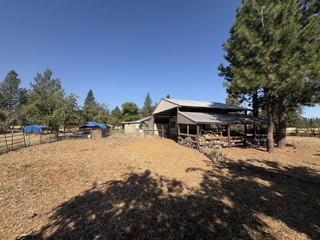 41195 Brown Road, Fall River Mills, CA 96028