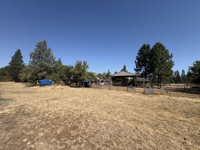 41195 Brown Road, Fall River Mills, CA 96028