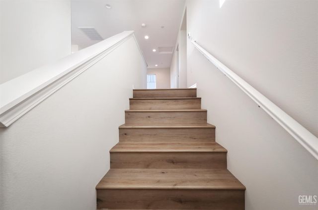 5609 Levanto Street, Bakersfield, CA 93306