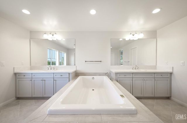 5609 Levanto Street, Bakersfield, CA 93306