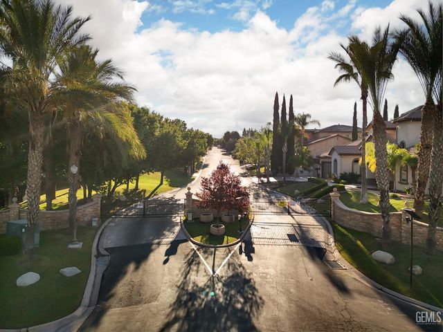 5609 Levanto Street, Bakersfield, CA 93306