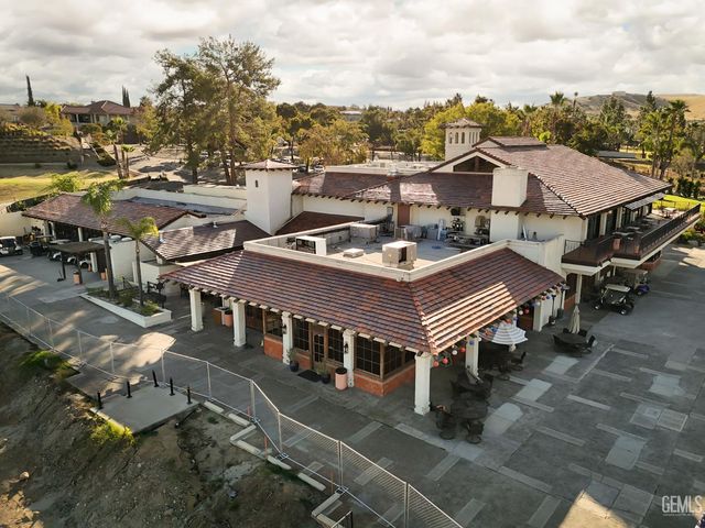 5609 Levanto Street, Bakersfield, CA 93306