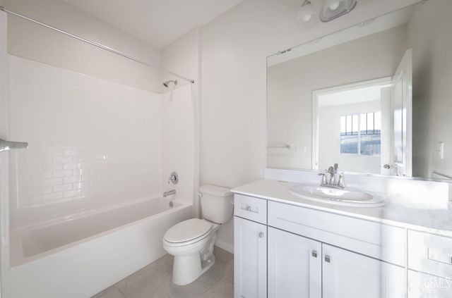 5609 Levanto Street, Bakersfield, CA 93306