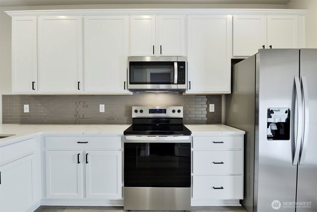 5898 Lost City Lane NW, Bremerton, WA 98312