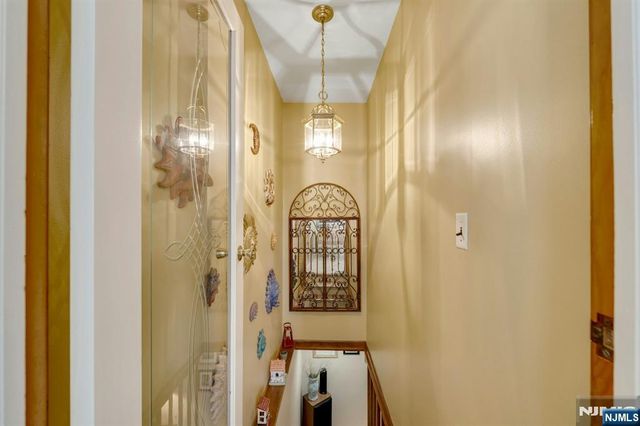 17 Peden Terrace, Kearny, NJ 07032