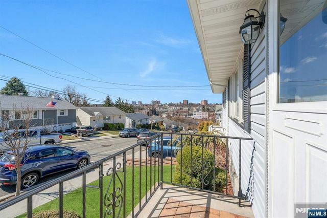 17 Peden Terrace, Kearny, NJ 07032