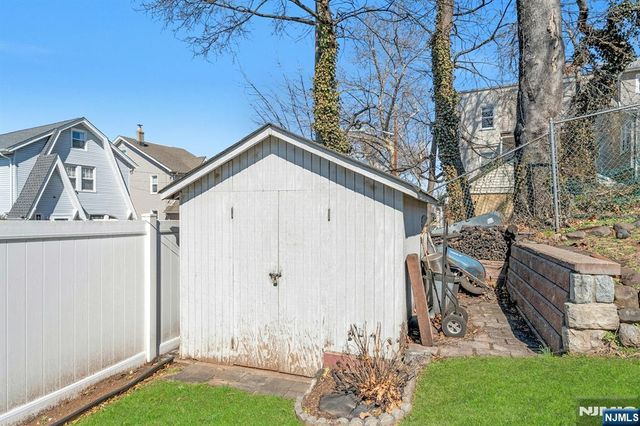 17 Peden Terrace, Kearny, NJ 07032