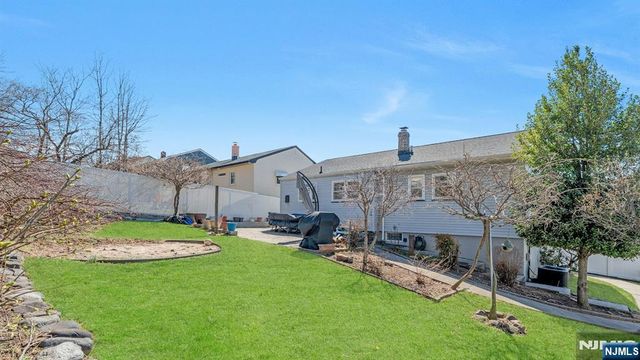 17 Peden Terrace, Kearny, NJ 07032