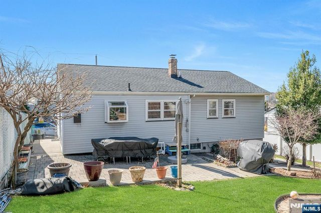 17 Peden Terrace, Kearny, NJ 07032