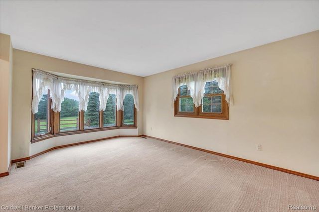 1405 McKail Road, Addison Township, MI 48367