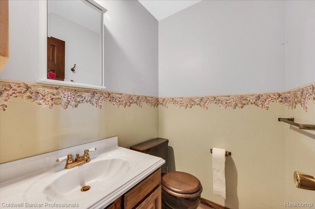 1405 McKail Road, Addison Township, MI 48367