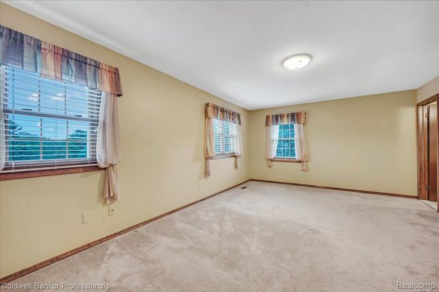 1405 McKail Road, Addison Township, MI 48367