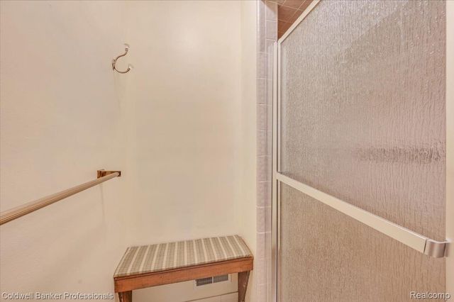 1405 McKail Road, Addison Township, MI 48367