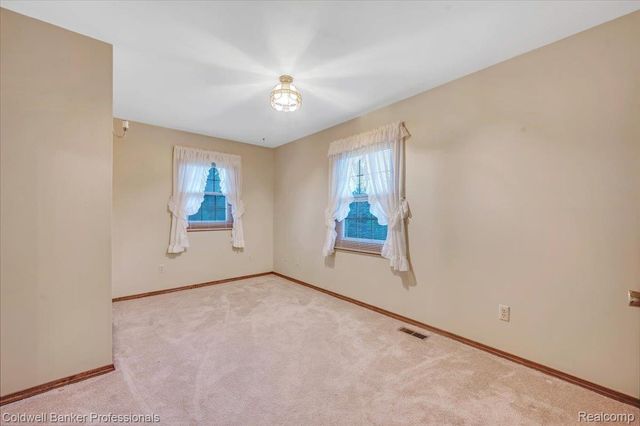 1405 McKail Road, Addison Township, MI 48367