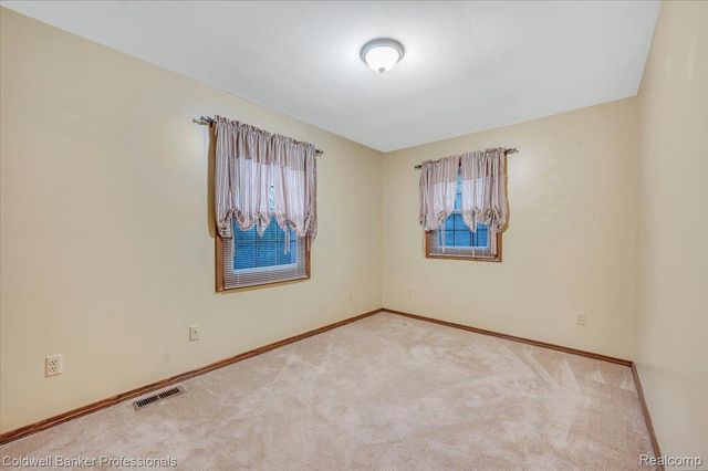 1405 McKail Road, Addison Township, MI 48367