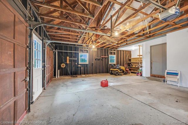 1405 McKail Road, Addison Township, MI 48367