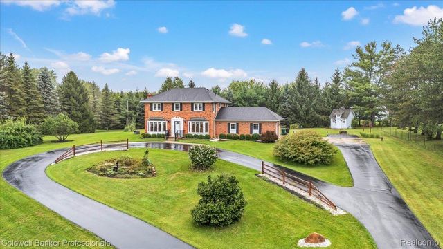 1405 McKail Road, Addison Township, MI 48367