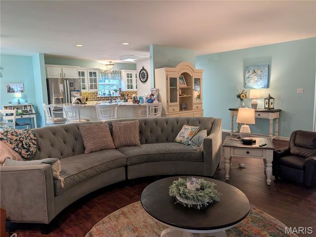 5504 Bon Ron Drive, Hillsboro, MO 63050