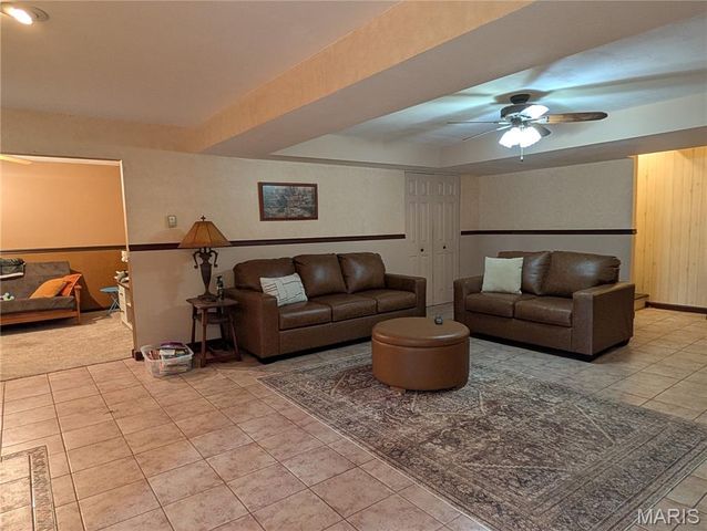 5504 Bon Ron Drive, Hillsboro, MO 63050
