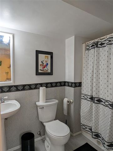 5504 Bon Ron Drive, Hillsboro, MO 63050
